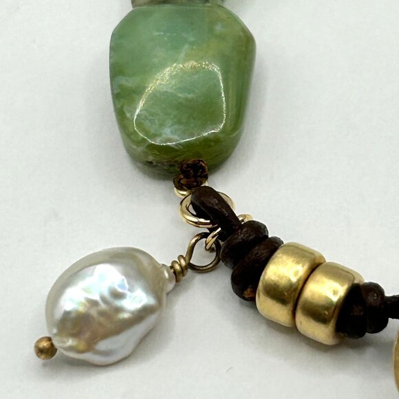 7.5" Chrysoprase Bracelet with a Natural Pearl and 14k Gold Beads - Picture 4 of 7